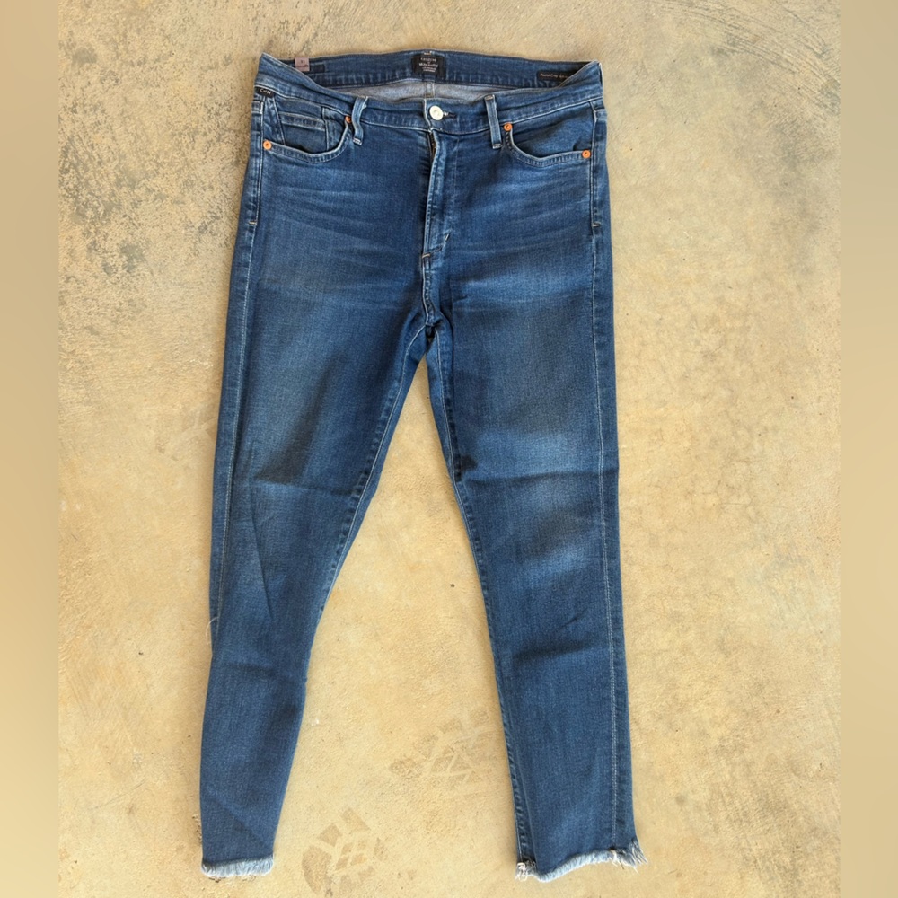 Citizens of Humanity Rocket Crop High Rise Skinny Fray in Size 31